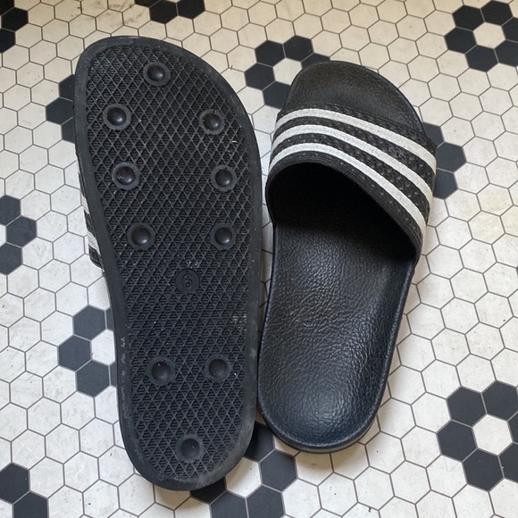 Adidas Black and White Slides - Picture 2 of 3